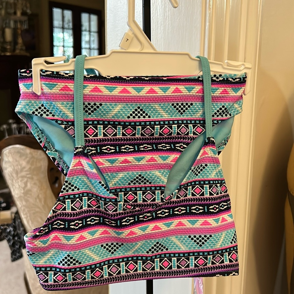 NWT Freestyle Kid’s Two-Piece Swimsuit